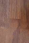 Parquet en merbau.