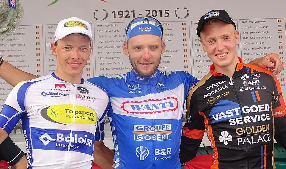 Podium de l'édition 2015 de la Coupe Sels : Oliver Naesen (2e), Robin Stenuit (1er) et Tim Merlier (3e).
