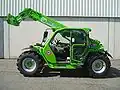 Chariot télescopique compact P 28.8 L pouvant soulever les charges de 28,8 tonnes jusqu'à 2 m de hauteur (chantier)