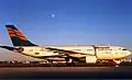 Airbus A310-300 aux couleurs de Merpati sur l'aéroport de Perth à la fin des années 1990