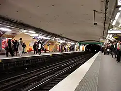 Quais de la ligne 1 pendant les travaux de rénovation.
