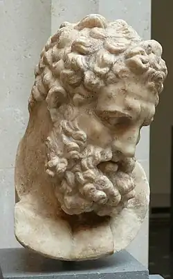Héraclès était le deuxième époux de Tinjis