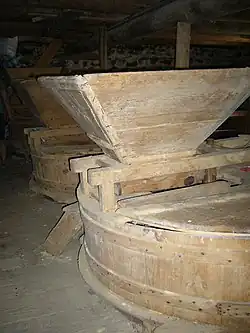Meule Moulin d'Ancette