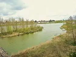 Panorama sur la Loire, depuis la rive Est.