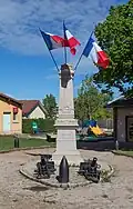Le monument aux morts.