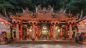 L'un des bâtiments du temple de Quanhua.