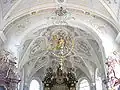 Notre-Dame entourée du rosaire.