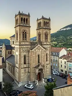 L'église du Sacré-Cœur.
