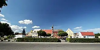 Mimoň