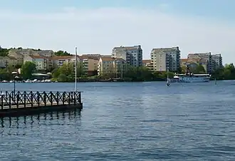 Minneberg et Ulvsundasjön.