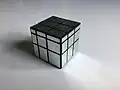 Cube miroir ou cube architecte.
