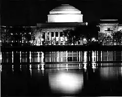 Le Great Dome du MIT en noir et blanc.