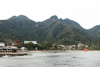 Île d'Itsuku-shima.