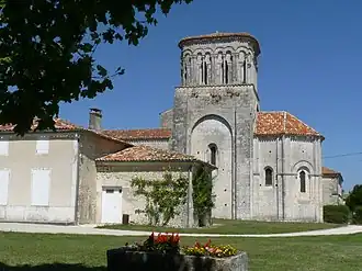 Vue latérale sud.