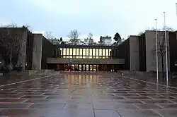 L'Hôtel de Ville