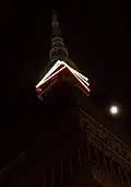 Éclairage de la Mole Antonelliana cinquante ans plus tard, à l'occasion du 150e anniversaire de l'unification de l'Italie,