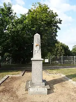 Le monument aux morts.
