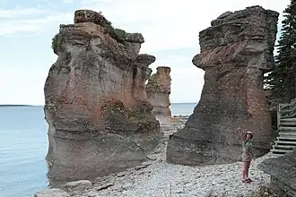 Monolithes sur l'île Niapiskau