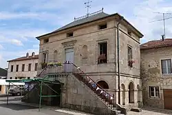 Mairie-lavoir.