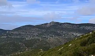 Vue de la face sud du mont Saint-Baudille.