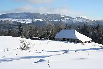 Vue depuis le sommet sur le Suchet.