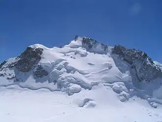 Face Nord depuis l'épaule du mont Blanc du Tacul, mai 2006.