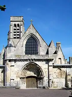 La façade.