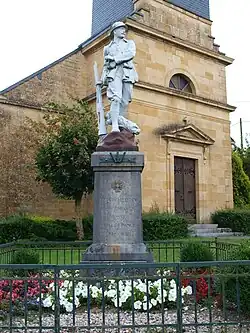 Monument aux morts de Montcheutin.