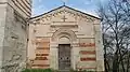 La façade de l'église