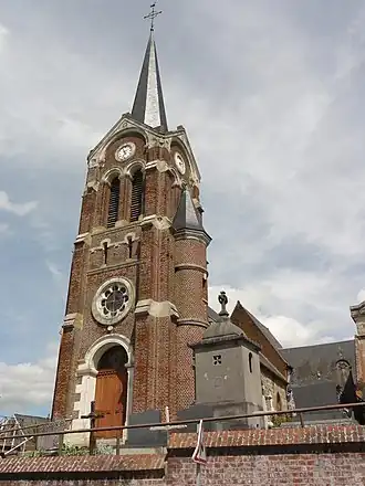 Église Saint-Pierre.