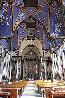 Intérieur.