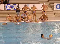 Temps mort durant la Coupe de France de water-polo, en 2009.