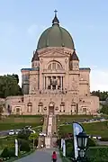 Oratoire Saint-Joseph du Mont-Royal (1967) de style néo-renaissance