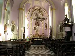 Intérieur de l'église Saint-Étienne, classé en 1953.