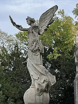 Détail du monument aux morts.