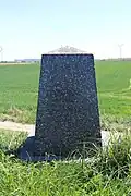 Stèle érigée en hommage à Octave Lepersonne.