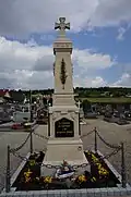 Le monument aux morts.