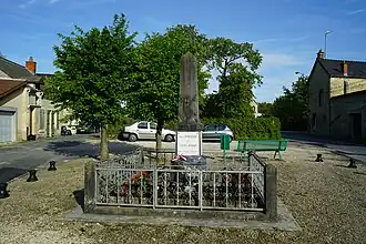 Le monument aux morts.