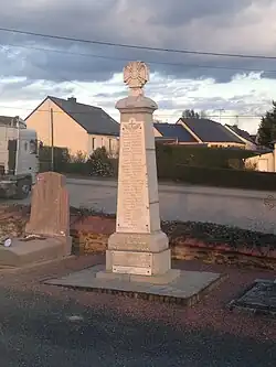 Monument aux morts.