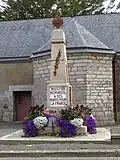 Le monument aux morts de Moustoir-Remungol : vue d'ensemble.