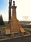 Monument aux morts.