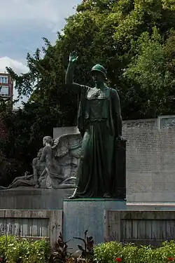 Mémorial aux civils et soldats ixellois morts pour la patrie