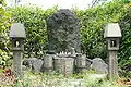 Monument aux victimes du déraillement, à la sortie de la gare