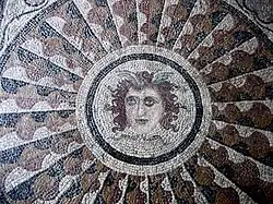 Mosaïque représentant la Méduse, Palais des grands maîtres de Rhodes, IIe siècle av. J.-C.
