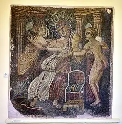 Mosaïque de Sparte, figurant Achille à Skýros, en compagnie de deux courtisanes.