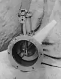 Moteur rotatif Cornu ouvert.