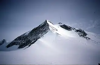 Vue du mont Hope depuis l'est.
