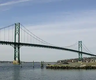Le Jamestown-Verrazano Bridge vue de extrémité Ouest