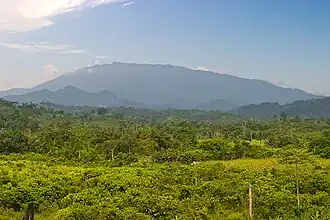 Vue du mont Mantalingajan depuis :Ransang (es).