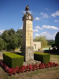 Monument aux morts.